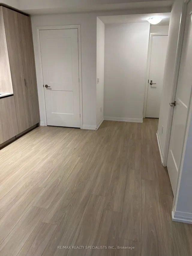 Additional image 5 of 8 Widmer St Unit 607