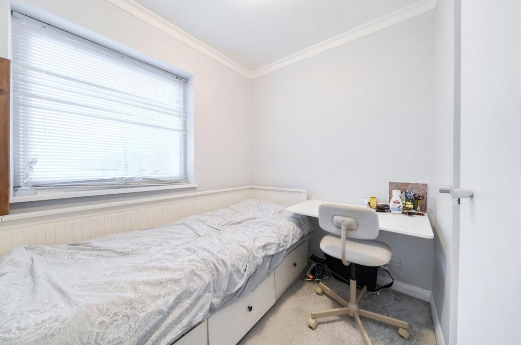 Additional image 8 of The Vale, Coulsdon, CR5