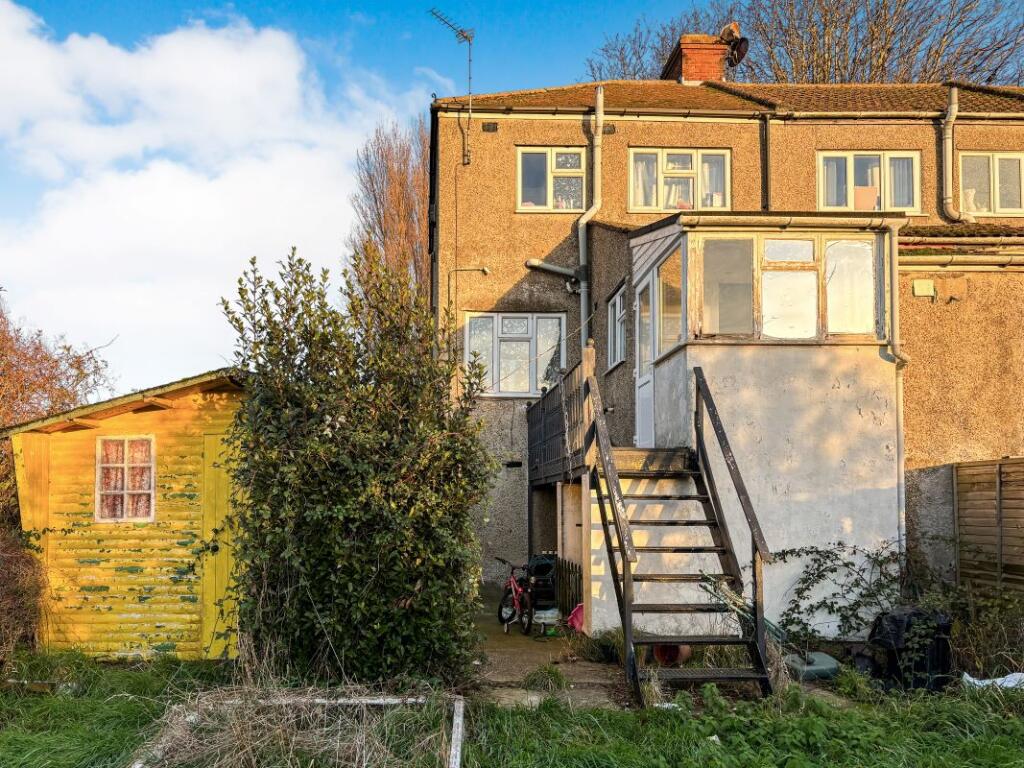 Additional image 2 of 51 First Avenue, Walton on the Naze, Essex, CO14 8JP