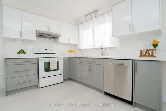 Additional image 13 of 327 Balmoral Dr
