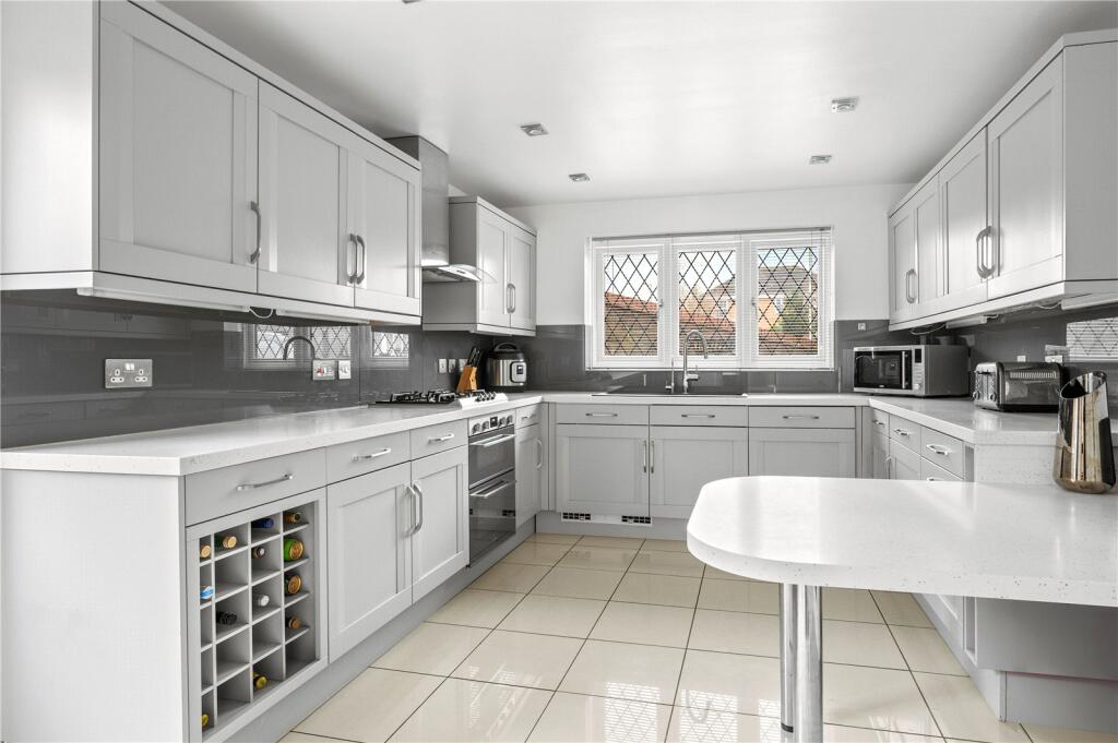 Additional image 5 of Mayflower Gardens, Bishop's Stortford, Hertfordshire, CM23