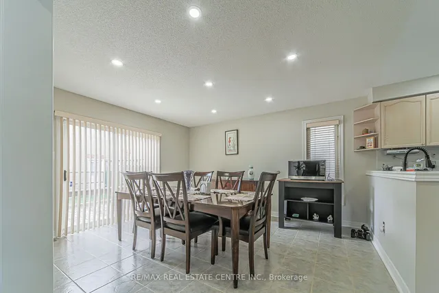 Additional image 21 of 92 Oaklea Blvd