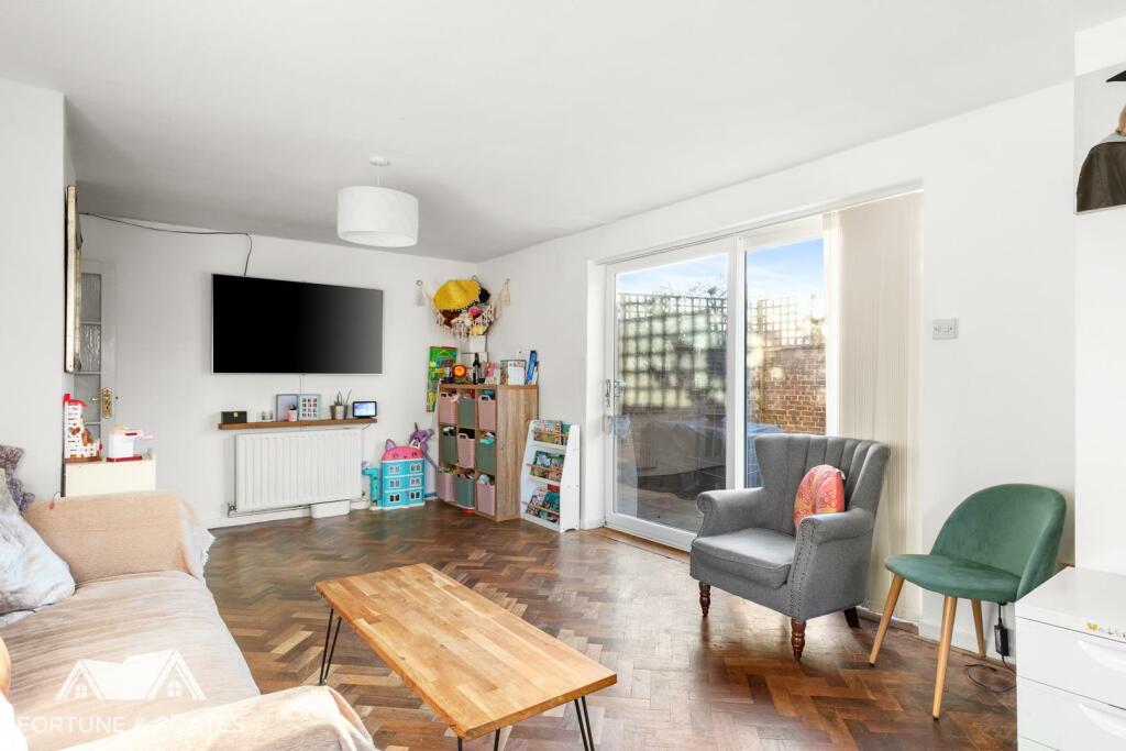 Additional image 4 of Willowfield, Harlow