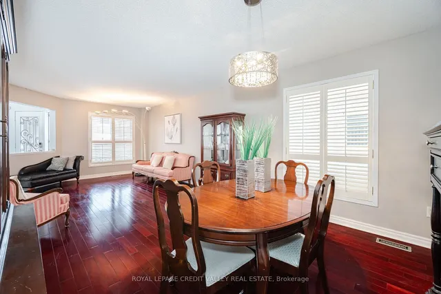 Additional image 7 of 13 Legend Lane