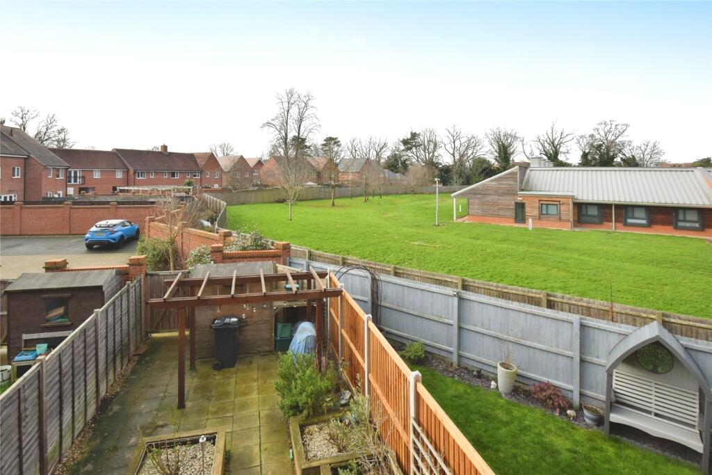 Additional image 10 of Willow Crescent, Colchester, Essex, CO4