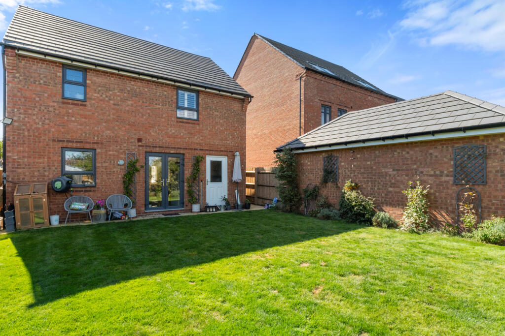 Additional image 17 of Giffin Way, Sawbridgeworth, Hertfordshire, CM21