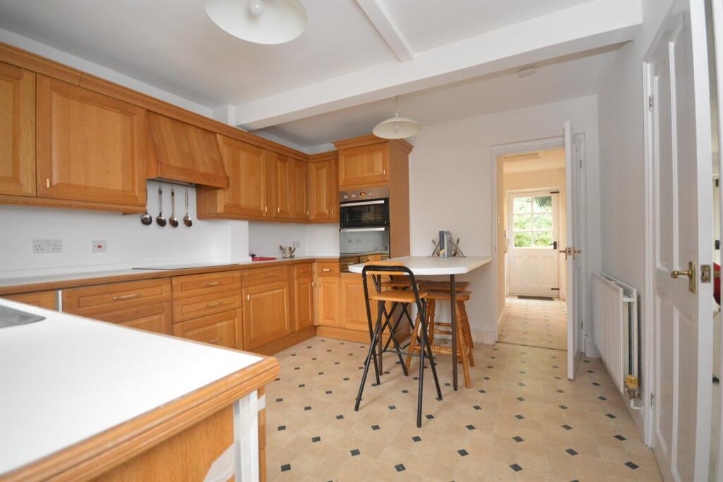 Additional image 8 of Coggeshall Road, Braintree, CM7