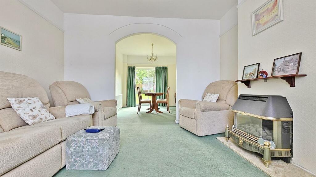 Additional image 8 of First Avenue, Walton On The Naze