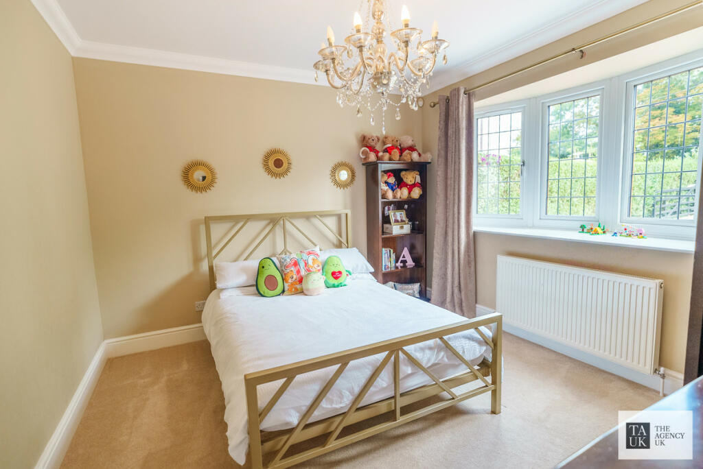 Additional image 10 of Nags Head Lane, Brentwood, CM14