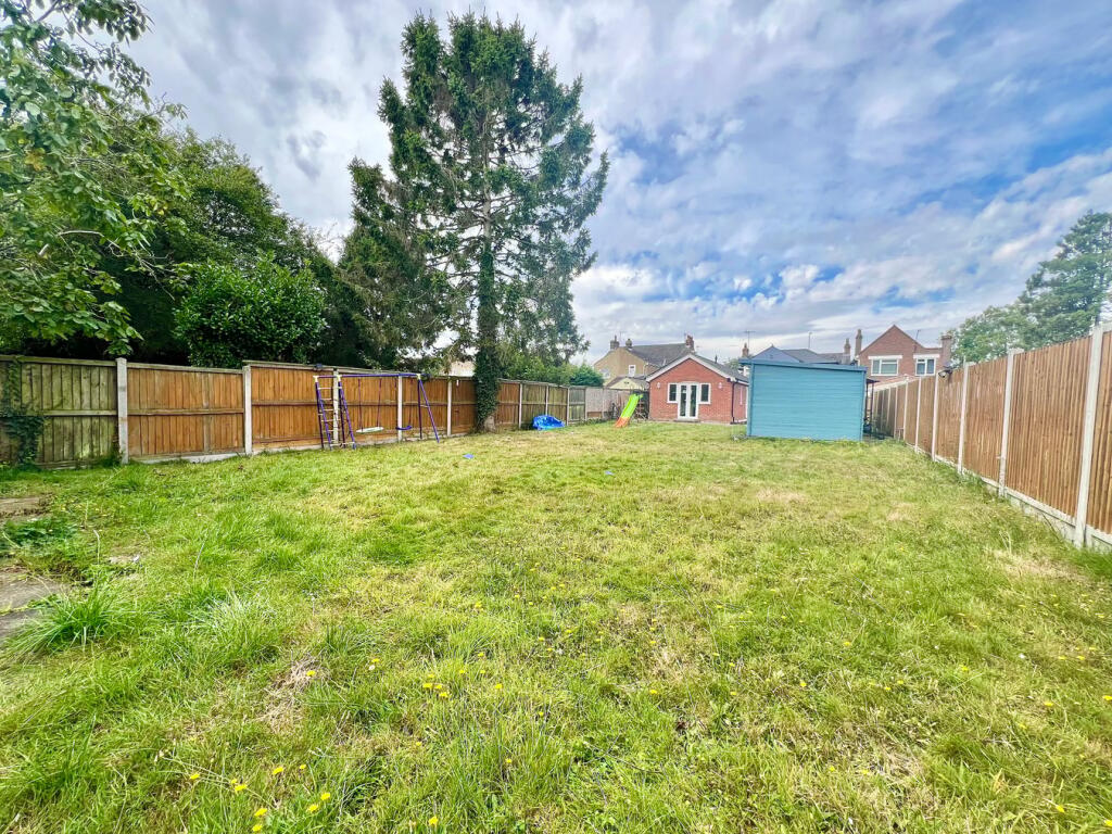 Additional image 31 of Ipswich Road, Colchester, CO4