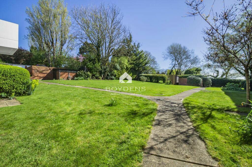 Additional image 10 of Linkside, ., Frinton-on-Sea, Essex, CO13 9EN