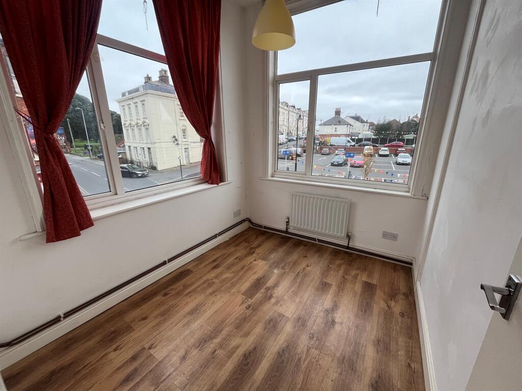 Additional image 6 of High Street, Harwich