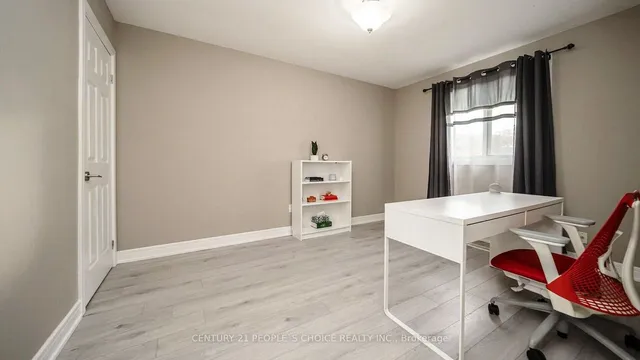 Additional image 25 of 197 Baronwood Crt