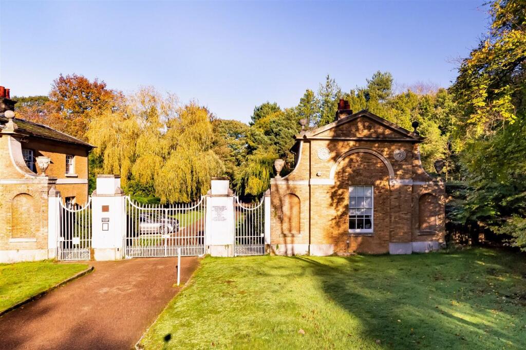 Additional image 21 of Copped Hall Estate, Upshire
