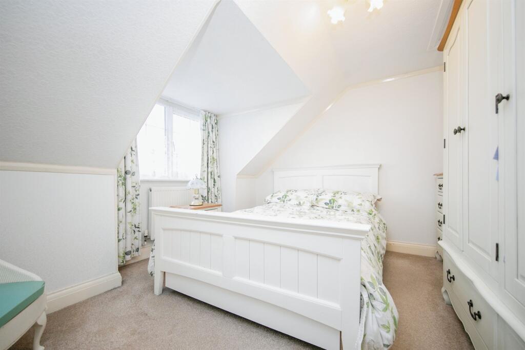 Additional image 10 of The Drive, Dovercourt, Harwich