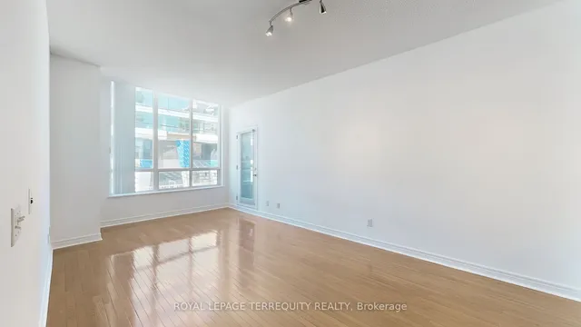 Additional image 9 of 18 Parkview Ave Unit 207