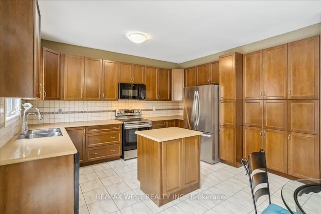 Additional image 5 of 55 Scotchmere Cres