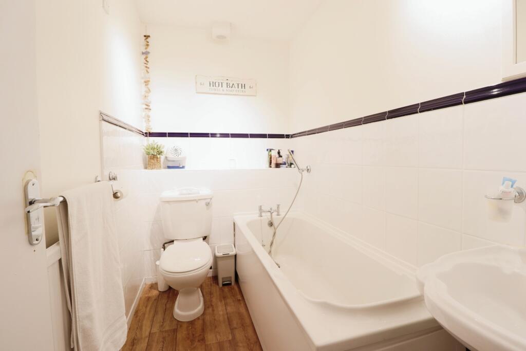Additional image 3 of Rowhedge, Brentwood, CM13
