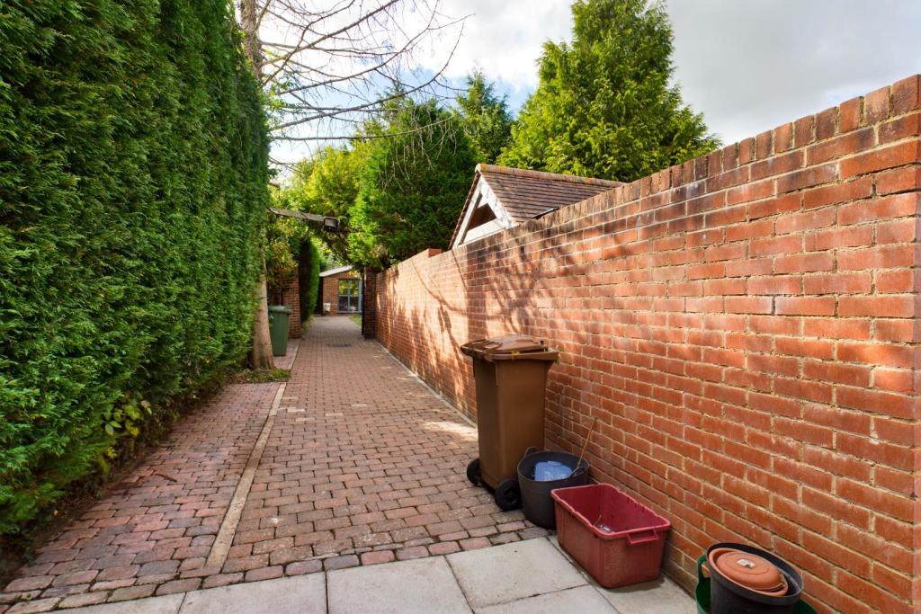 Additional image 21 of Doddinghurst Road, Doddinghurst, Brentwood