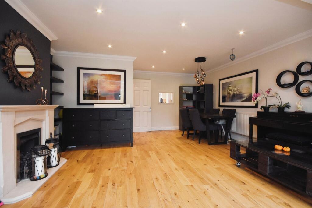 Additional image 5 of Russell Close, Brentwood