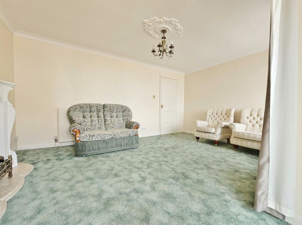 Additional image 11 of Seaview Heights, Walton On The Naze