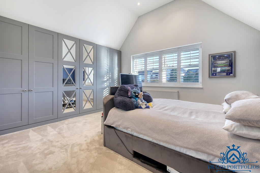 Additional image 21 of Southend Road, Howe Green, CM2