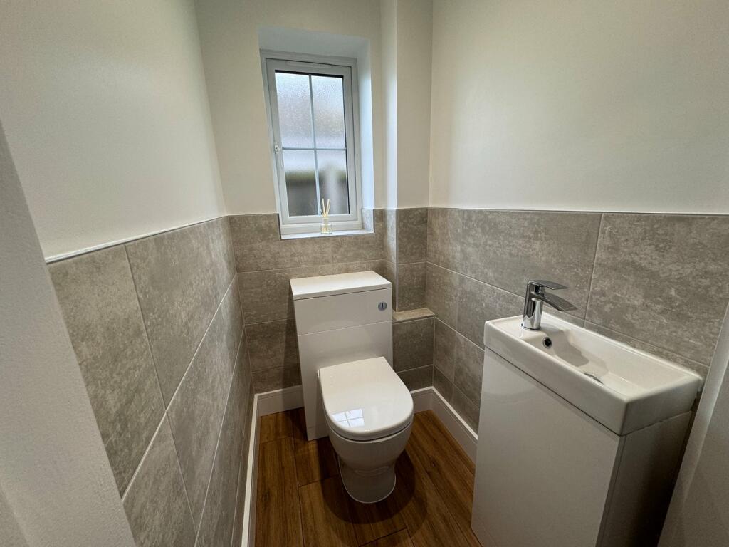 Additional image 14 of Main Road, GREAT HOLLAND, CO13