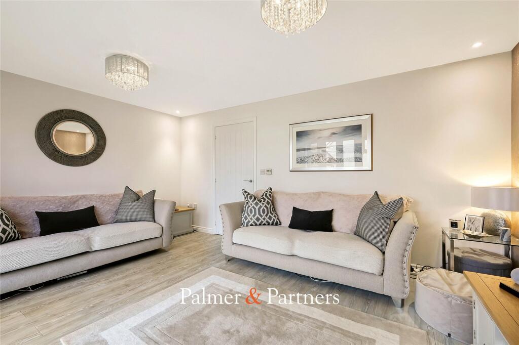 Additional image 10 of Nancy Blackett Avenue, Walton on the Naze, Essex, CO14