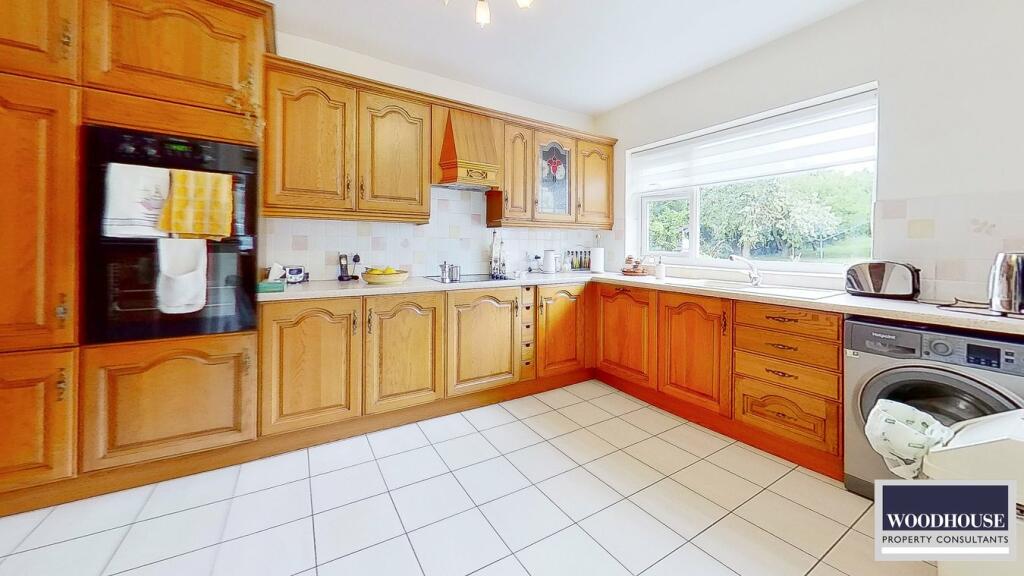 Additional image 5 of Hamlet Hill, Roydon, CM19