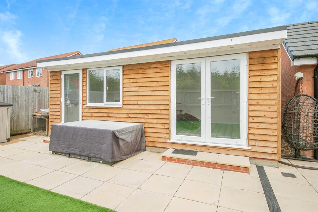 Additional image 19 of Skippers Way, WALTON ON THE NAZE