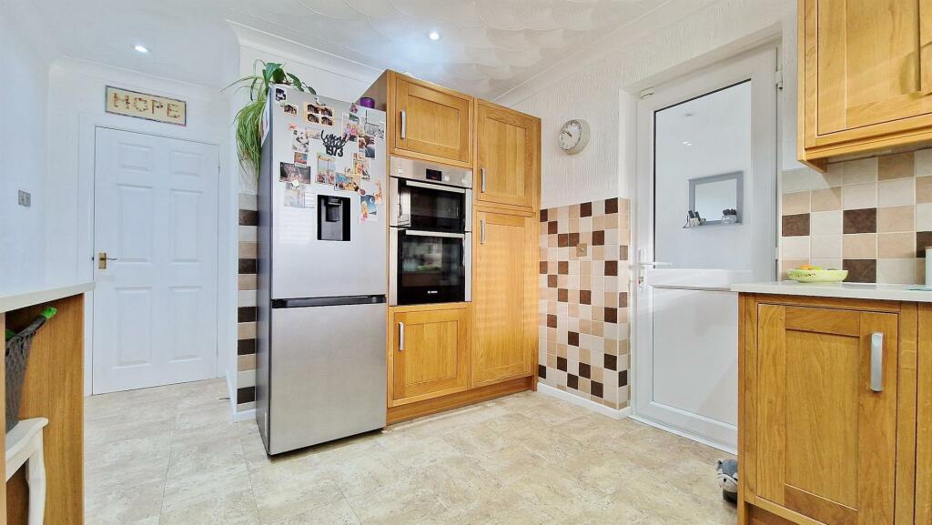 Additional image 10 of Graces Walk, Frinton-On-Sea