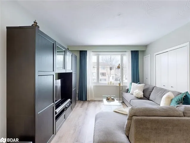 Additional image 7 of 16 Edinborough Crt