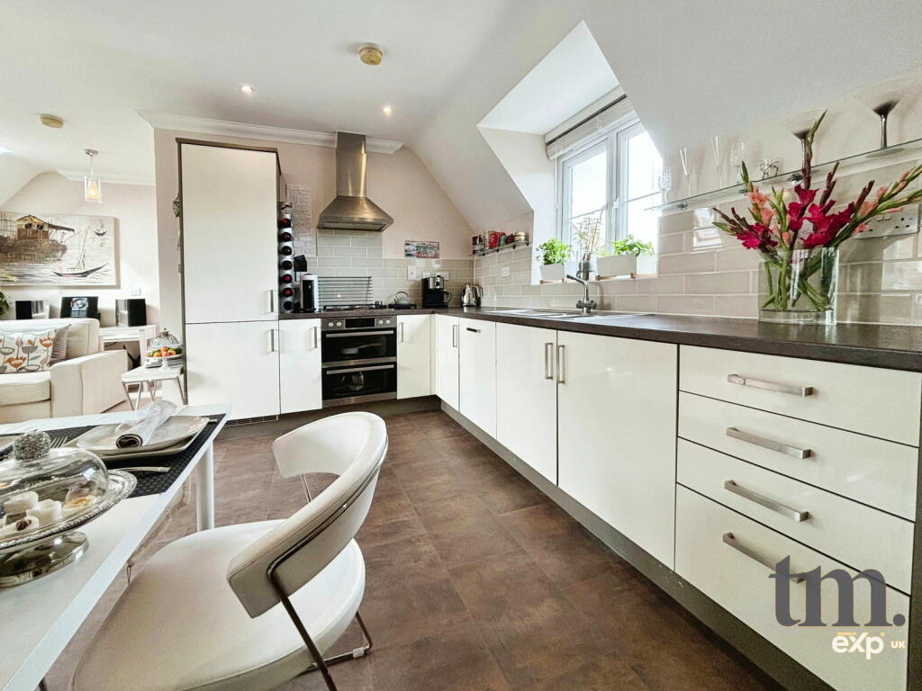 Additional image 4 of Almond Road, Dunmow