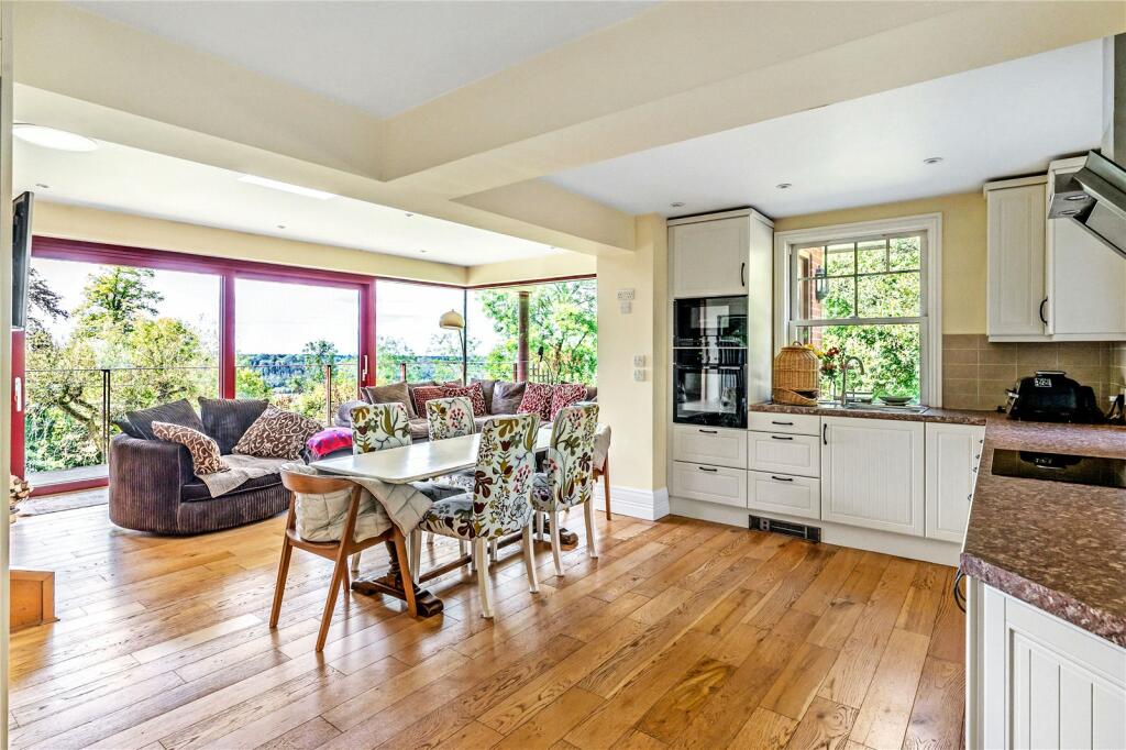 Additional image 7 of Northdown Road, Woldingham, Surrey, CR3