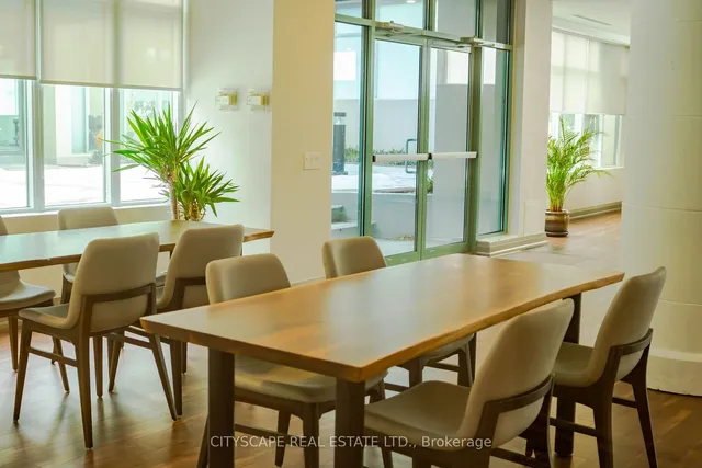 Additional image 15 of 61 Town Ctre Unit 2006