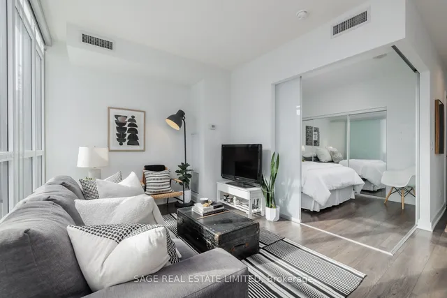 Additional image 9 of 169 Fort York Blvd Unit 318