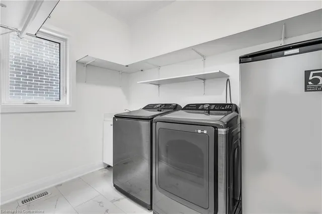 Additional image 20 of 528 Nathalie Cres