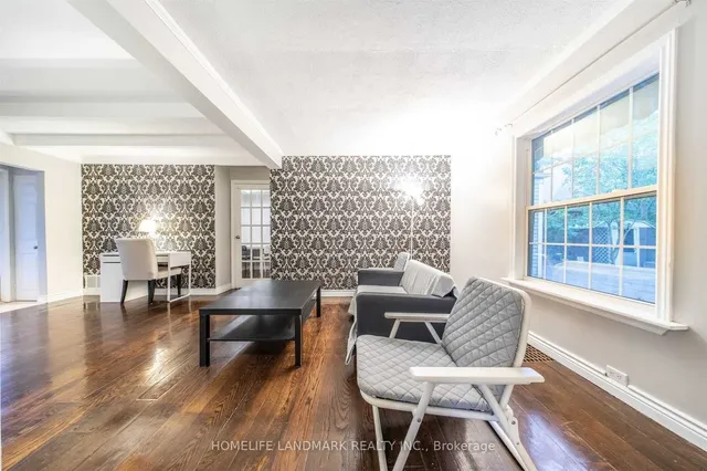 Additional image 22 of 125 Steeles Ave