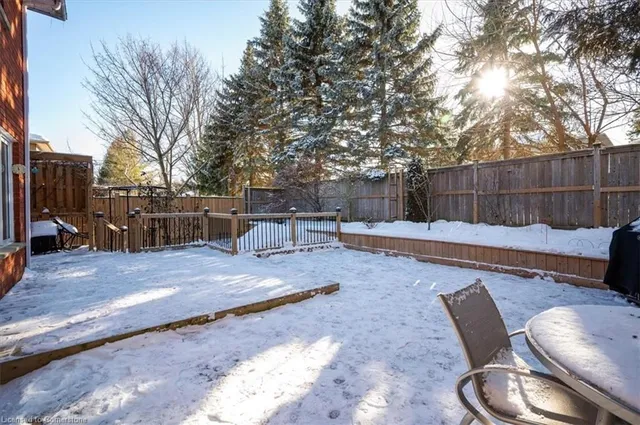 Additional image 48 of 7 Chandos Dr