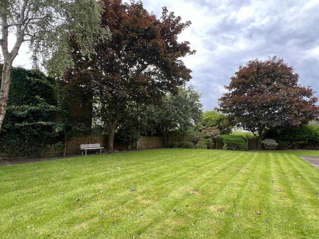 Additional image 2 of North Street, WALTON ON THE NAZE, CO14