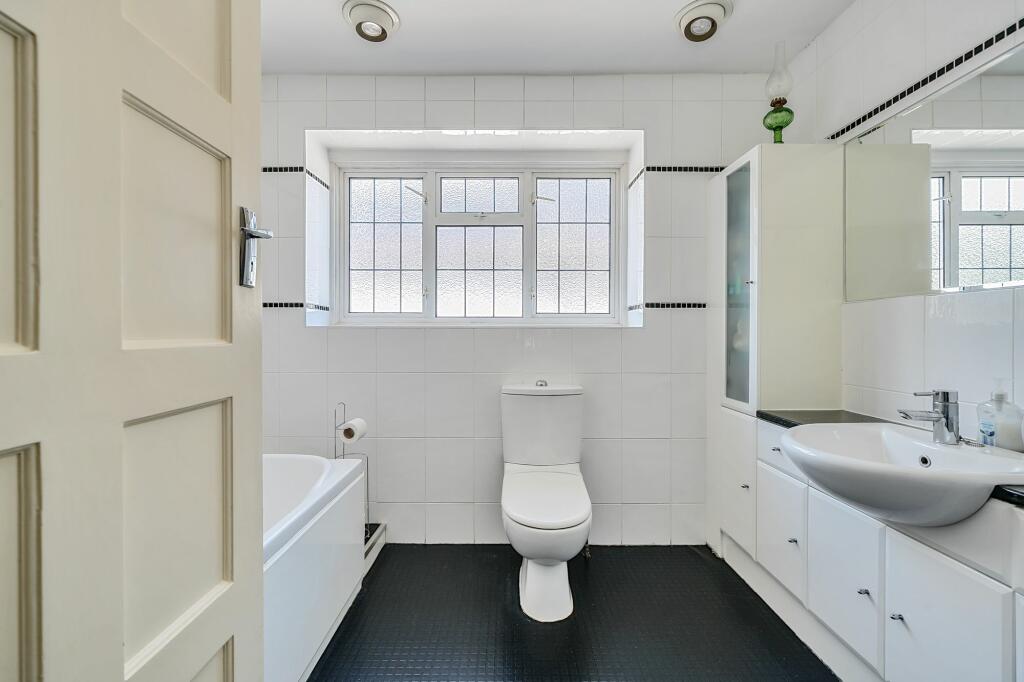 Additional image 17 of Coulsdon Road, Coulsdon, CR5