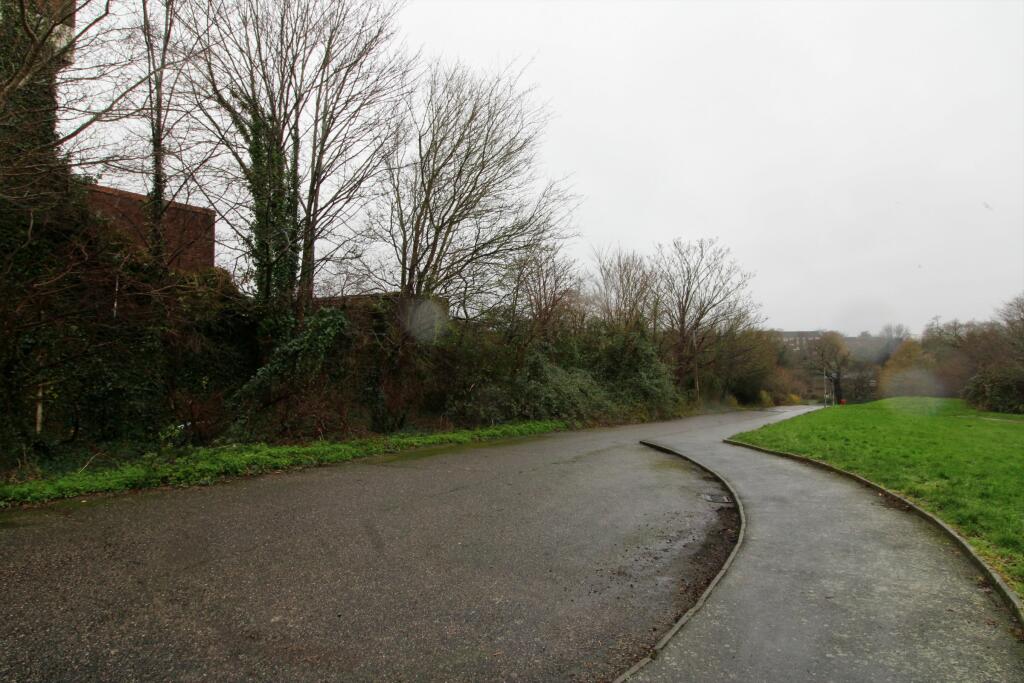 Additional image 5 of Bishopsfield, Harlow
