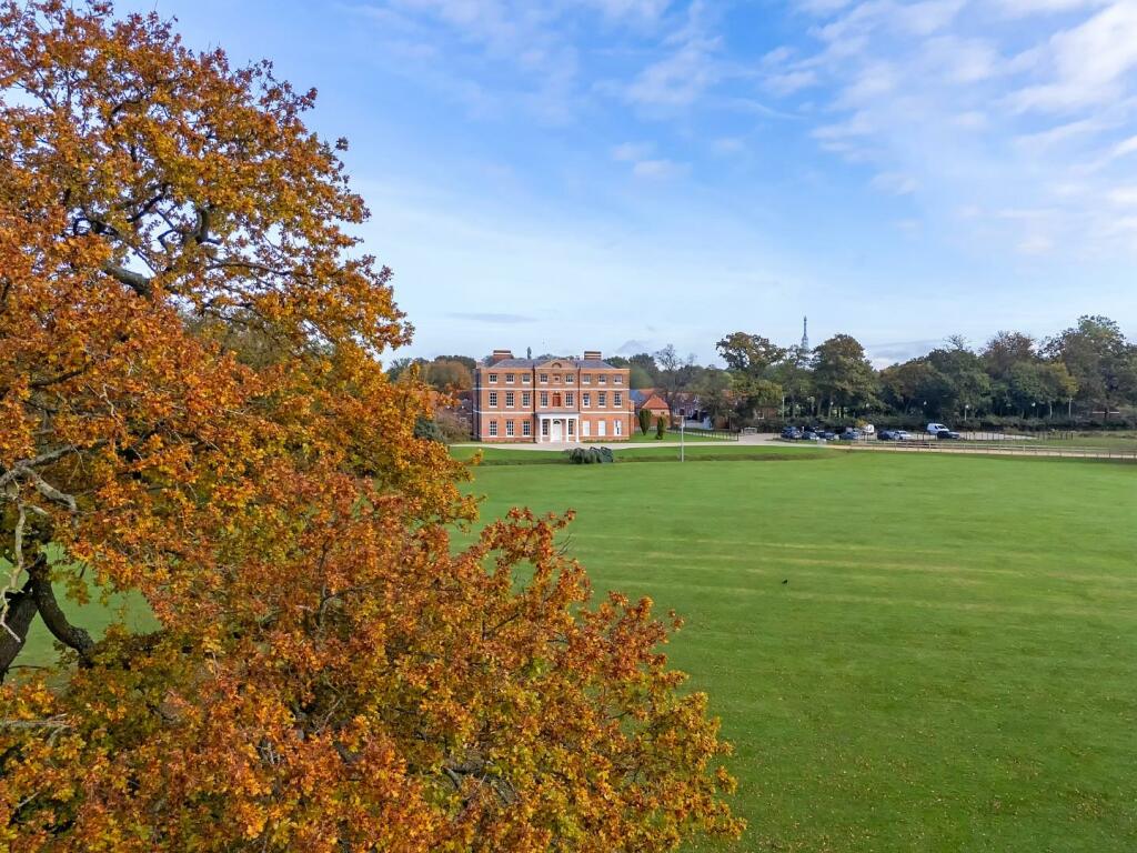 Additional image 24 of Brizes Park, Kelvedon Hatch