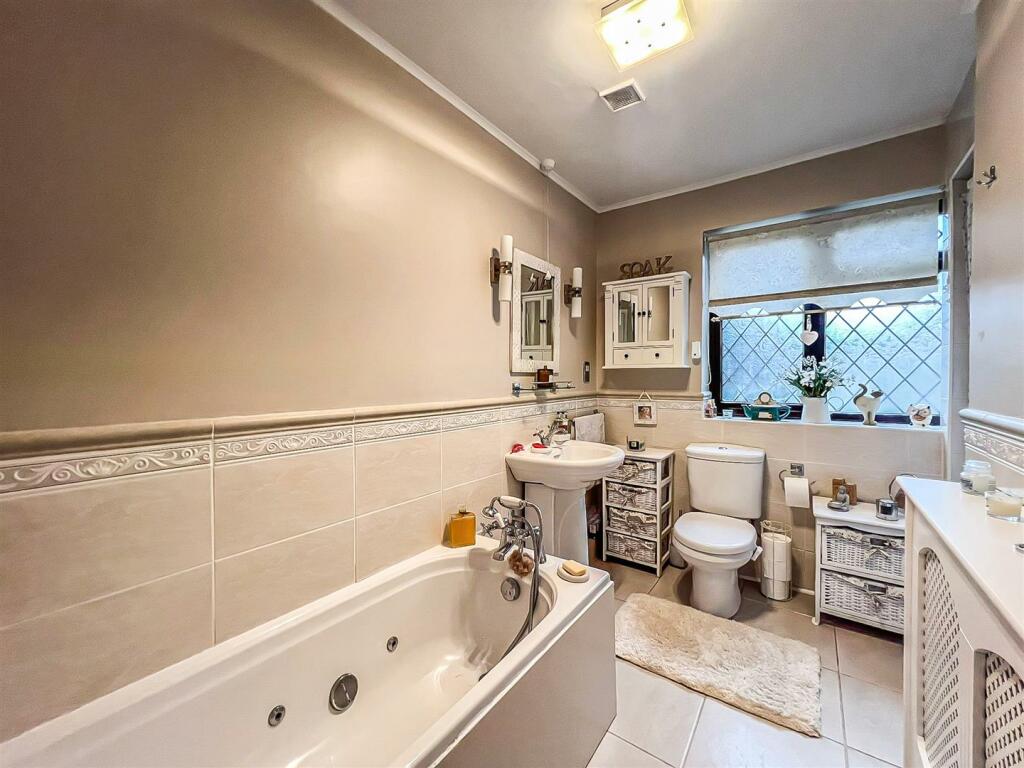 Additional image 19 of Vera Road, Downham, Billericay