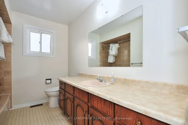 Additional image 36 of 64 Danjohn Cres