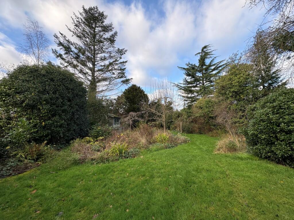 Additional image 21 of Vicarage Lane, Great Baddow, Chelmsford, CM2