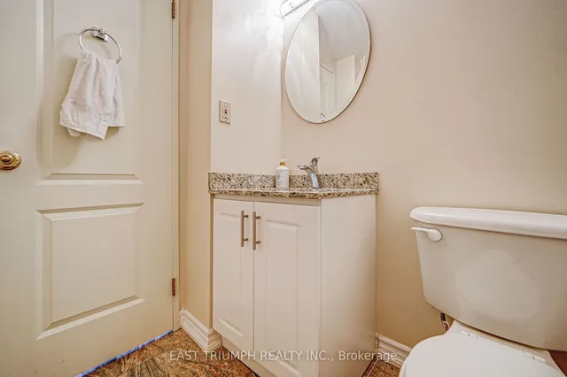 Additional image 31 of 9 Greenbriar Rd Unit 302