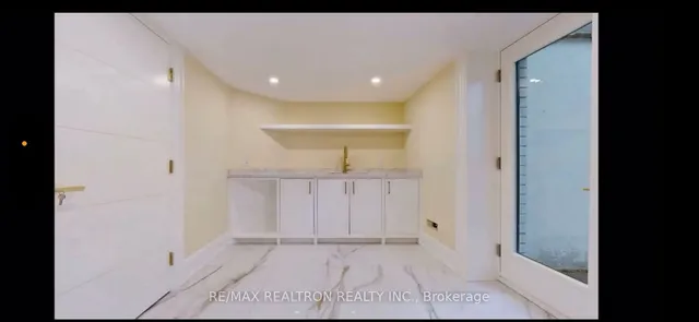 Additional image 31 of 10 Jocelyn Cres