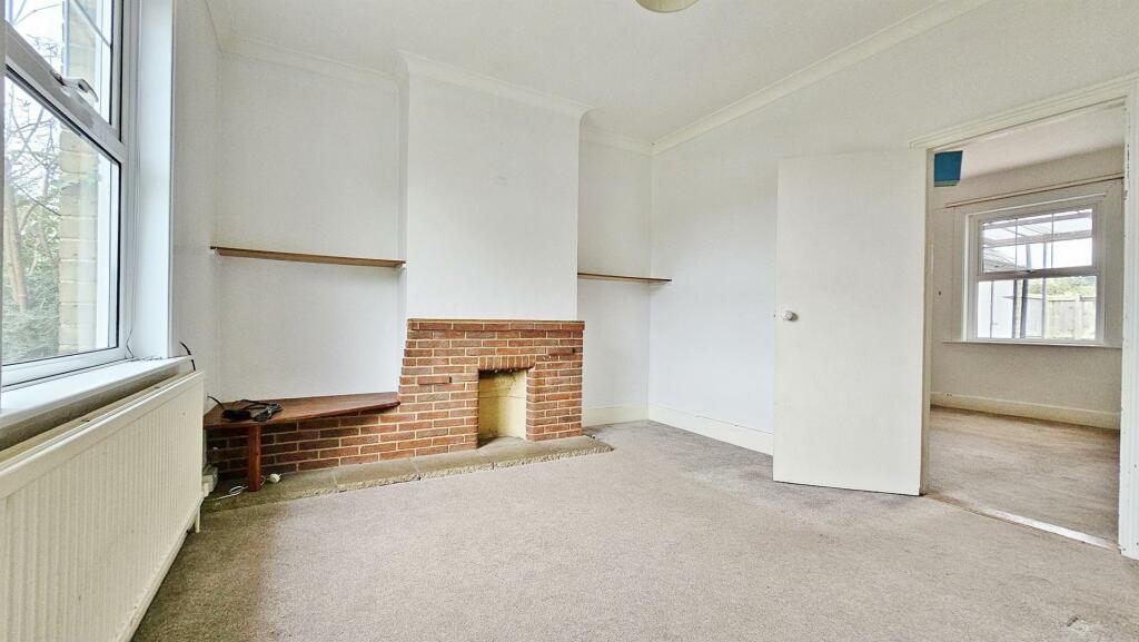 Additional image 5 of Kirby Road, Walton On The Naze