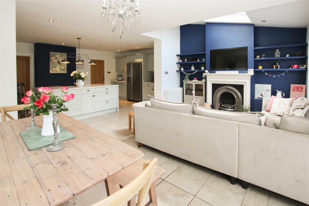 Additional image 12 of Middle Road, Ingrave, Brentwood